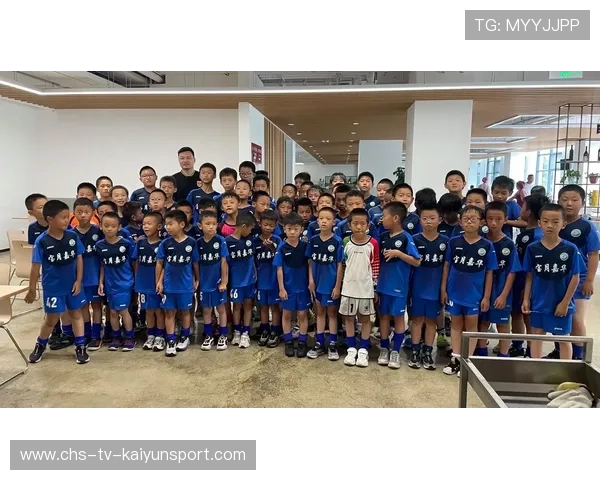 青年足球夏令营吸引国际教练参与交流教学，2020全国青少年足球夏令营怎么参加